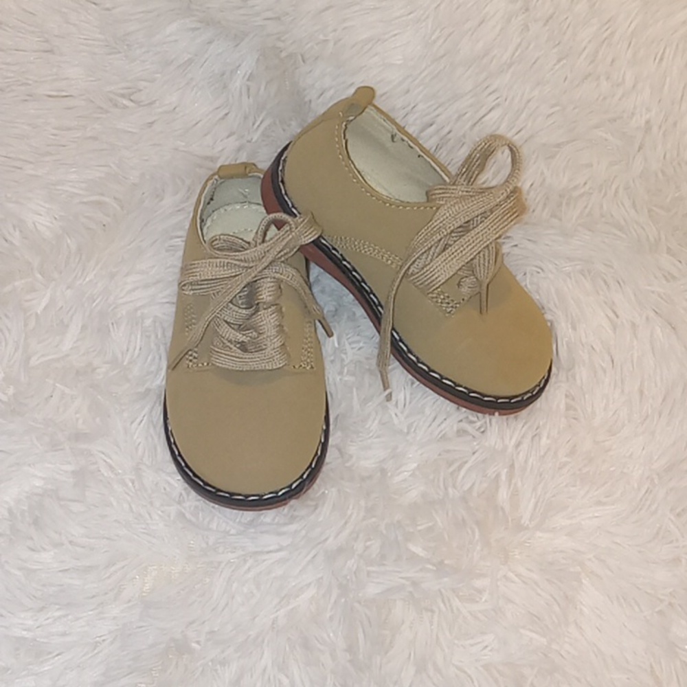 Born Oxford shoes toddler size 6